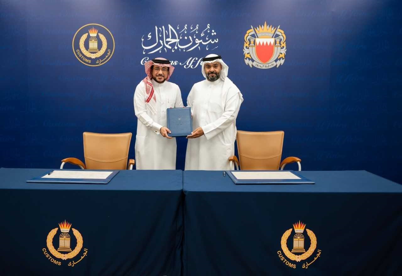 شئون الجمارك توقع اتفاقية إطار عمل للتعاون البحثي مع مركز 